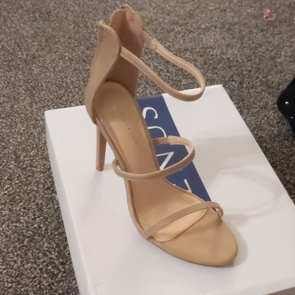 Sexy nude stiletto sandals new in box